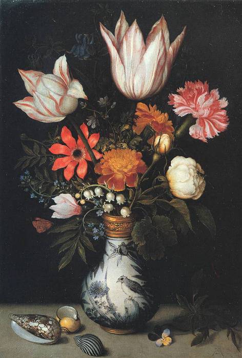 Тюльпаны, розы, гвоздики и другие цветы в вазе